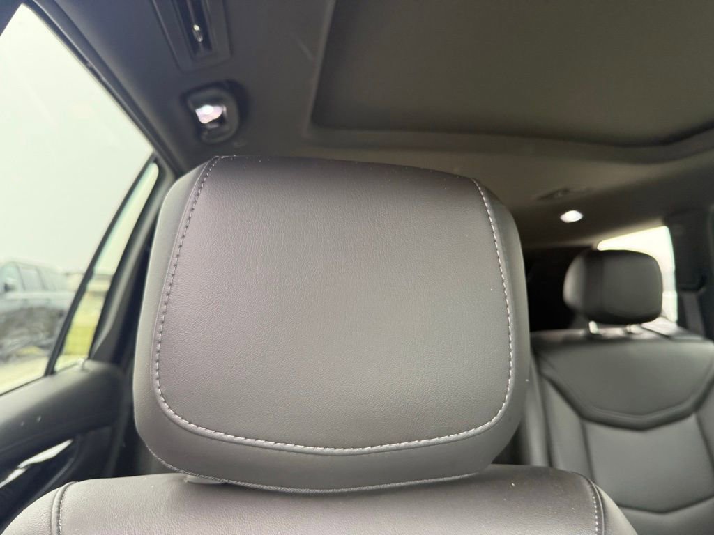 Certified 2024 Cadillac XT6 Premium Luxury w/ LPO, Floor Liner Package image 32