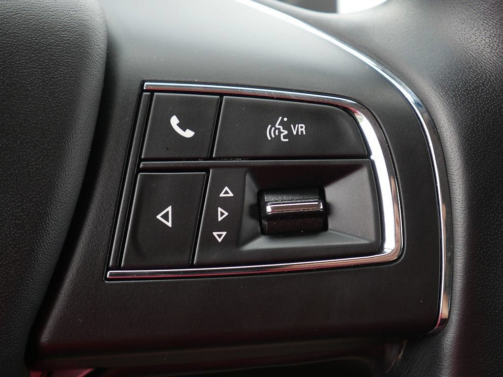Used 2019 Maserati Levante GranLusso AWD/4WD image 32
