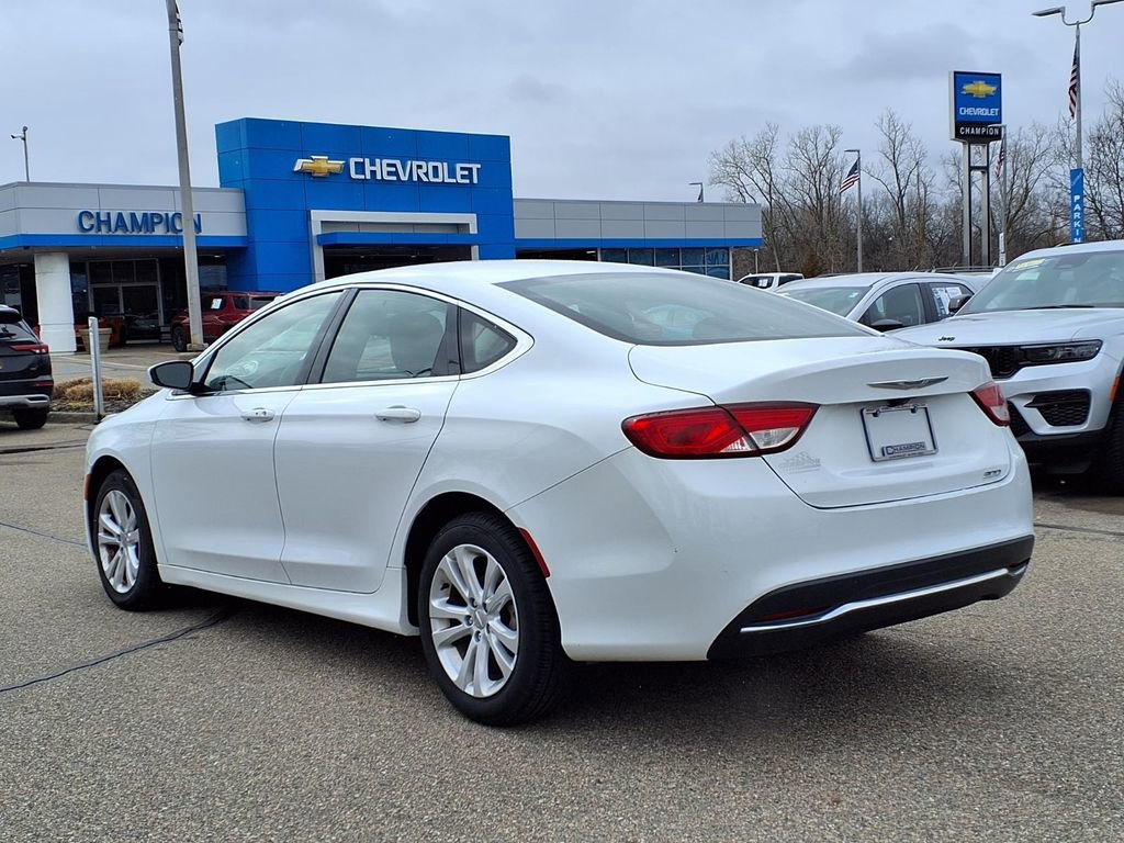 Used 2015 Chrysler 200 Limited image 6