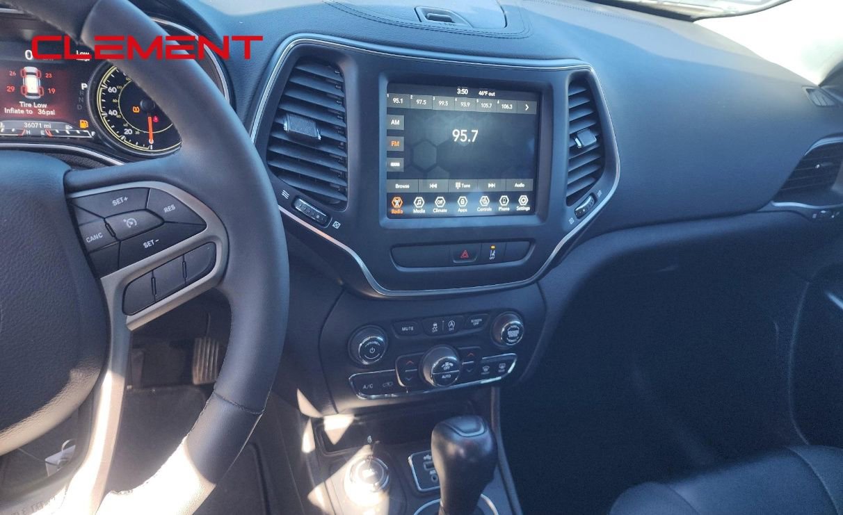 Used 2022 Jeep Cherokee Latitude Lux AWD/4WD image 13