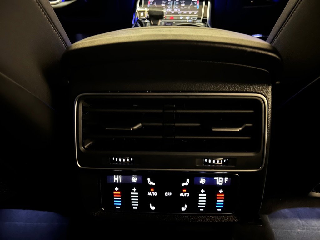 Used 2021 Audi Q8 Premium Plus image 40