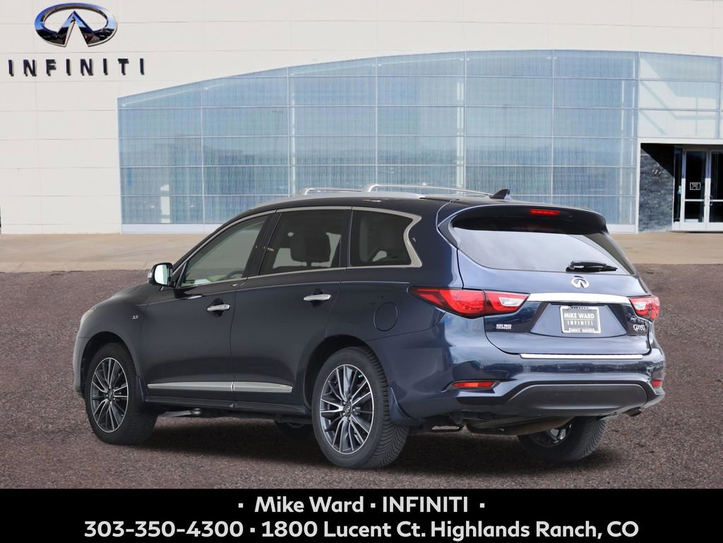 Used 2017 INFINITI QX60 Luxe w/ Deluxe Technology Package AWD/4WD image 3