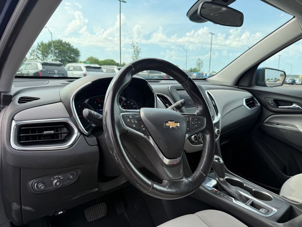 Used 2021 Chevrolet Equinox LT FWD image 11