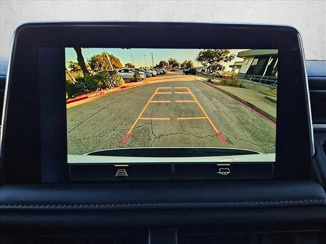 Used 2024 Chevrolet Suburban LT image 15