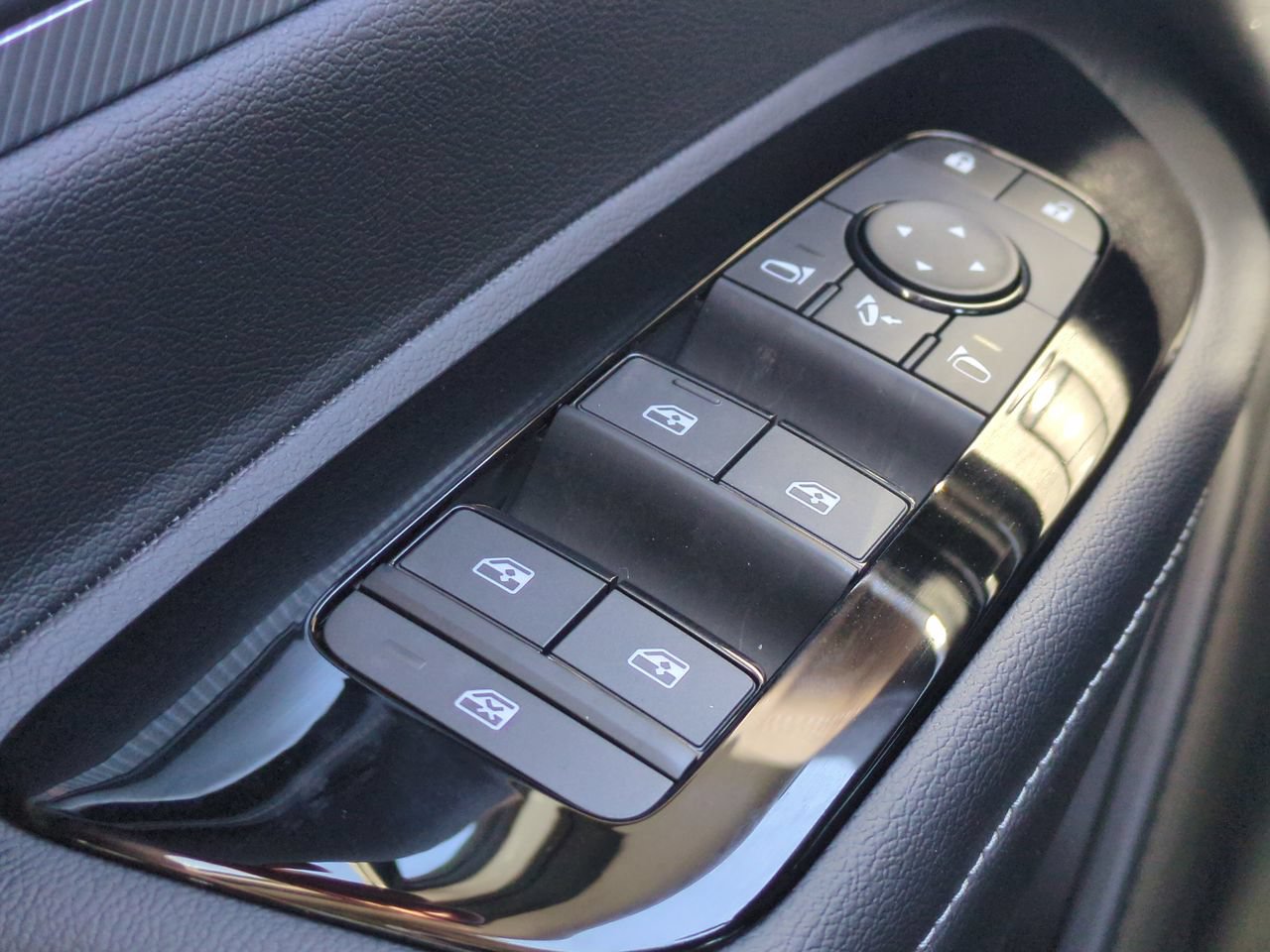 New 2026 Nissan Murano Platinum w/ Cargo Package AWD/4WD image 25