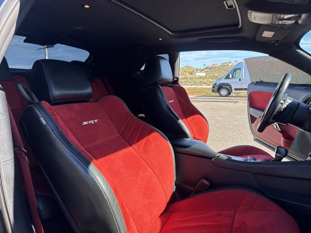Used 2016 Dodge Challenger SRT Hellcat image 22
