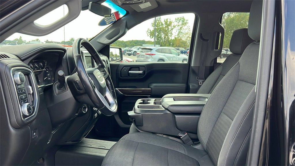 Used 2020 GMC Sierra 1500 SLE w/ SLE Value Package image 8
