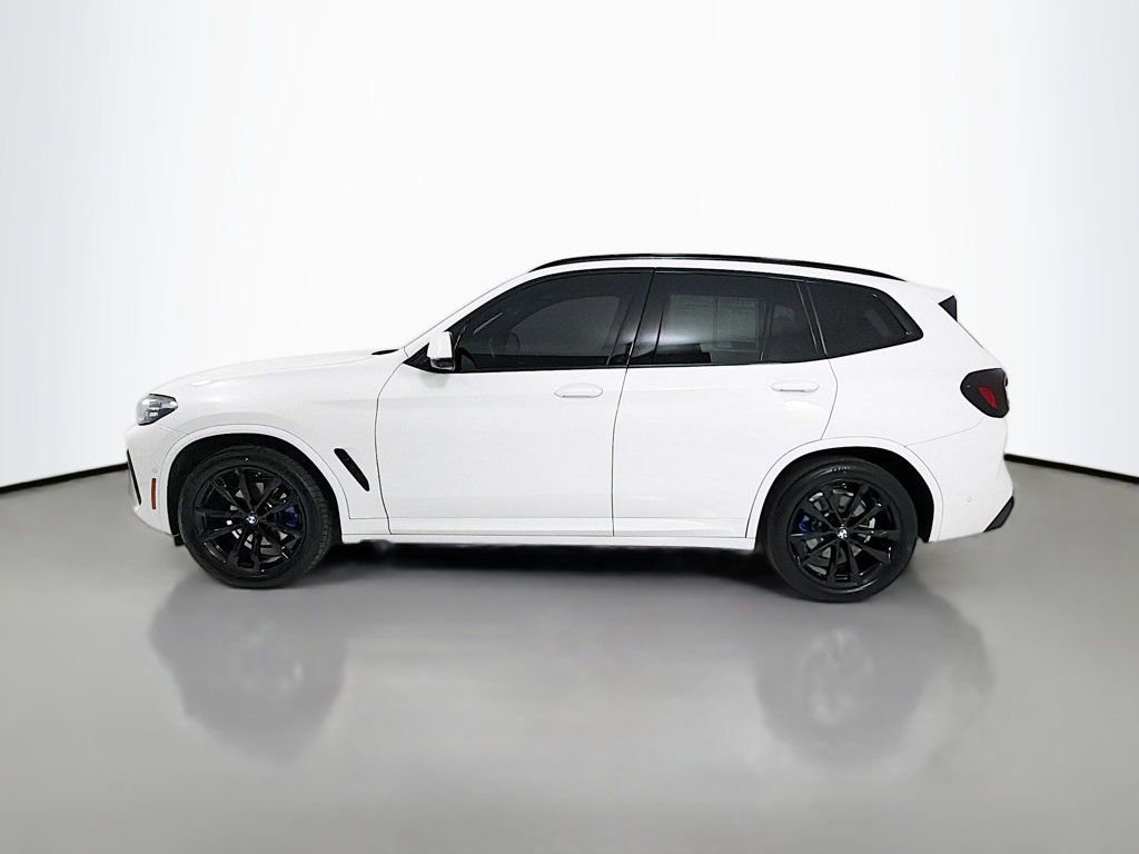 Used 2023 BMW X3 xDrive30i w/ M Sport Package AWD/4WD image 4