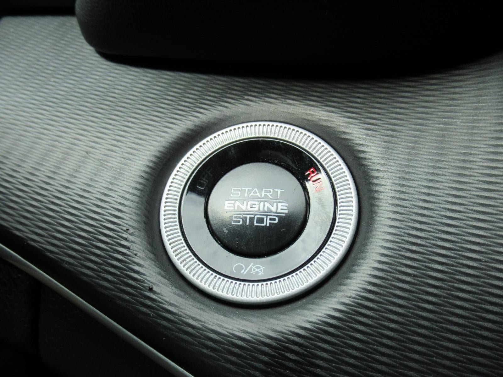 Used 2024 Jeep Grand Cherokee L Laredo AWD/4WD image 30