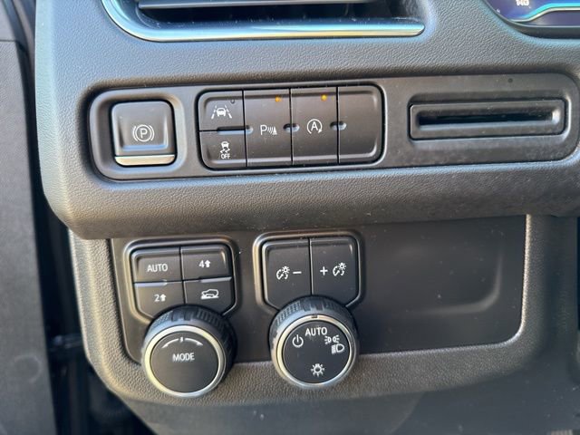 Used 2023 Chevrolet Suburban RST image 23