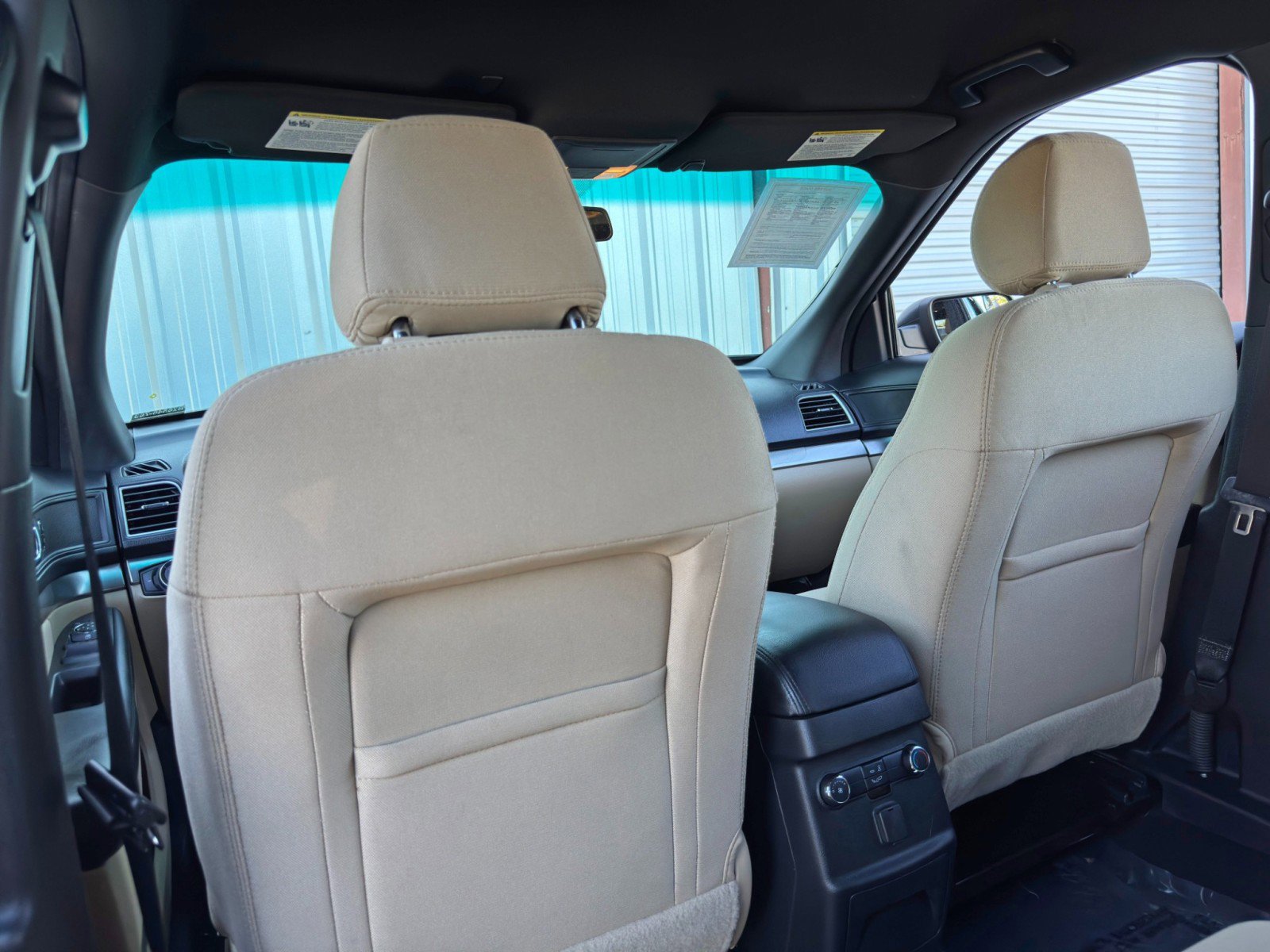 Used 2017 Ford Explorer FWD image 27