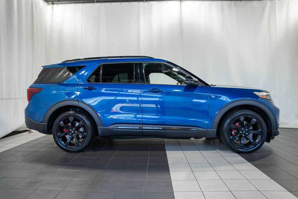 Used 2020 Ford Explorer ST w/ ST High-Performance Pack AWD/4WD image 3