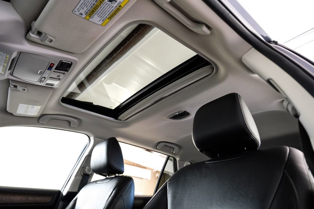 Used 2016 Subaru Outback 3.6R Limited image 4