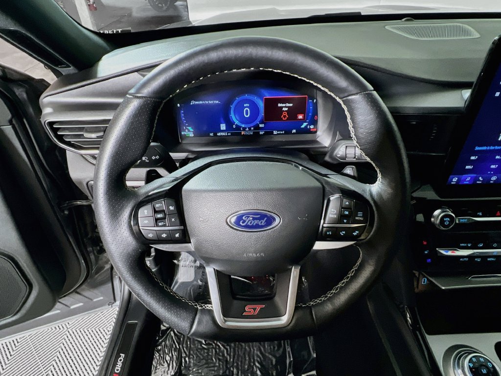 Used 2023 Ford Explorer ST w/ Equipment Group 401A AWD/4WD image 10