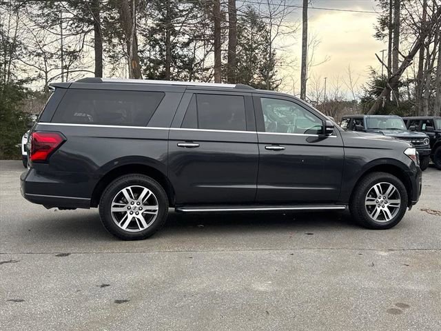 Used 2023 Ford Expedition Max Limited AWD/4WD image 4