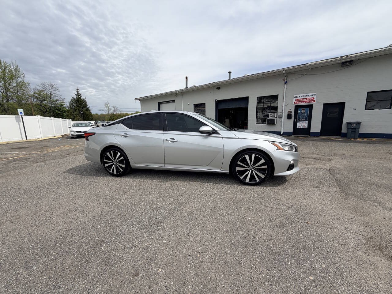 Used 2020 Nissan Altima 2.5 SL FWD image 42