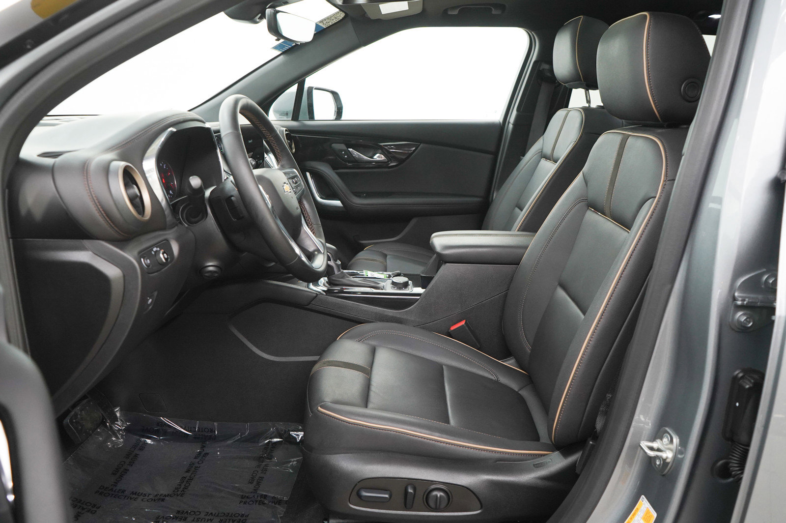 Used 2023 Chevrolet Blazer Premier w/ Driver Confidence II Package image 16