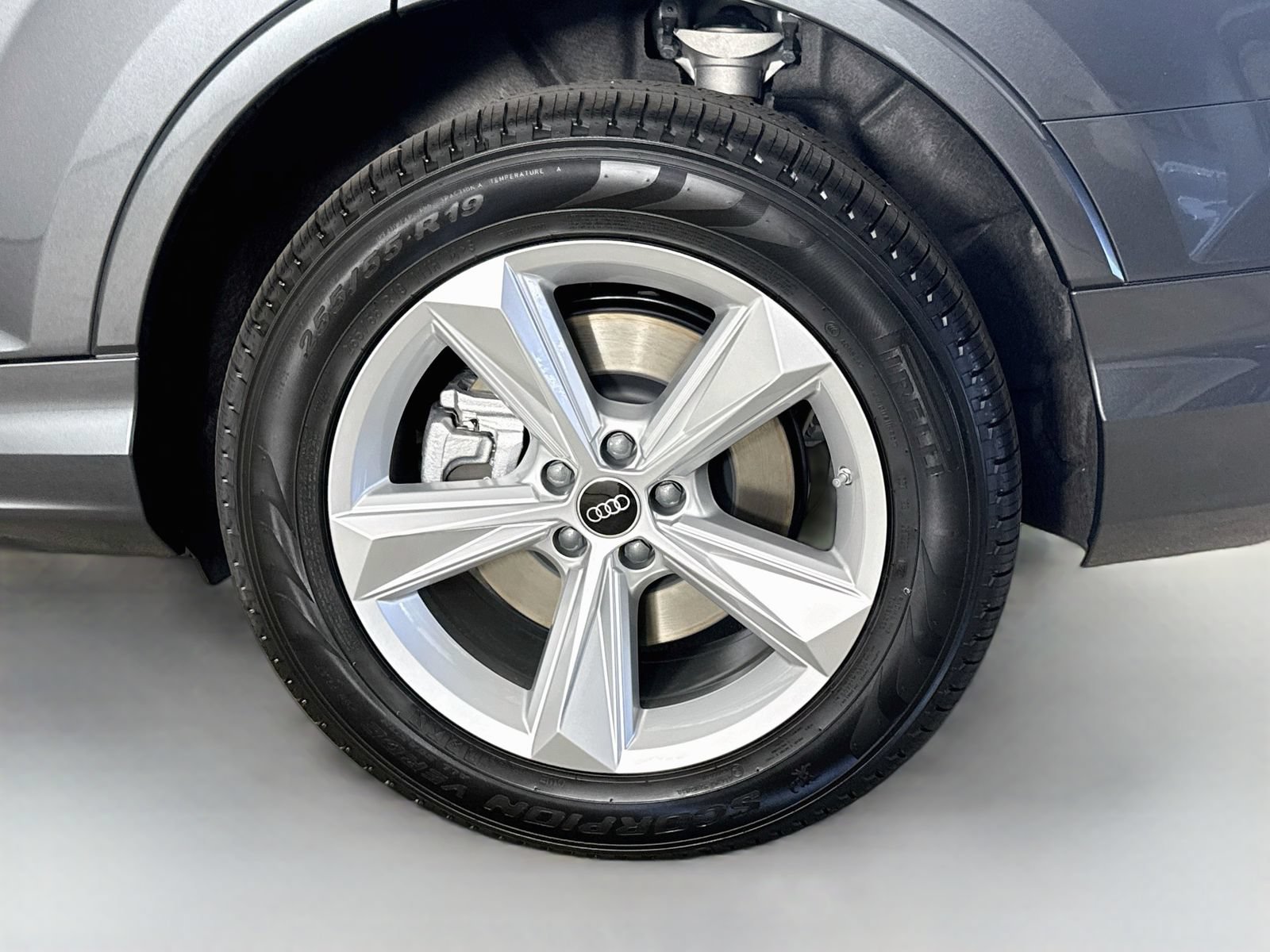 New 2026 Audi Q7 3.0T Premium AWD/4WD image 33