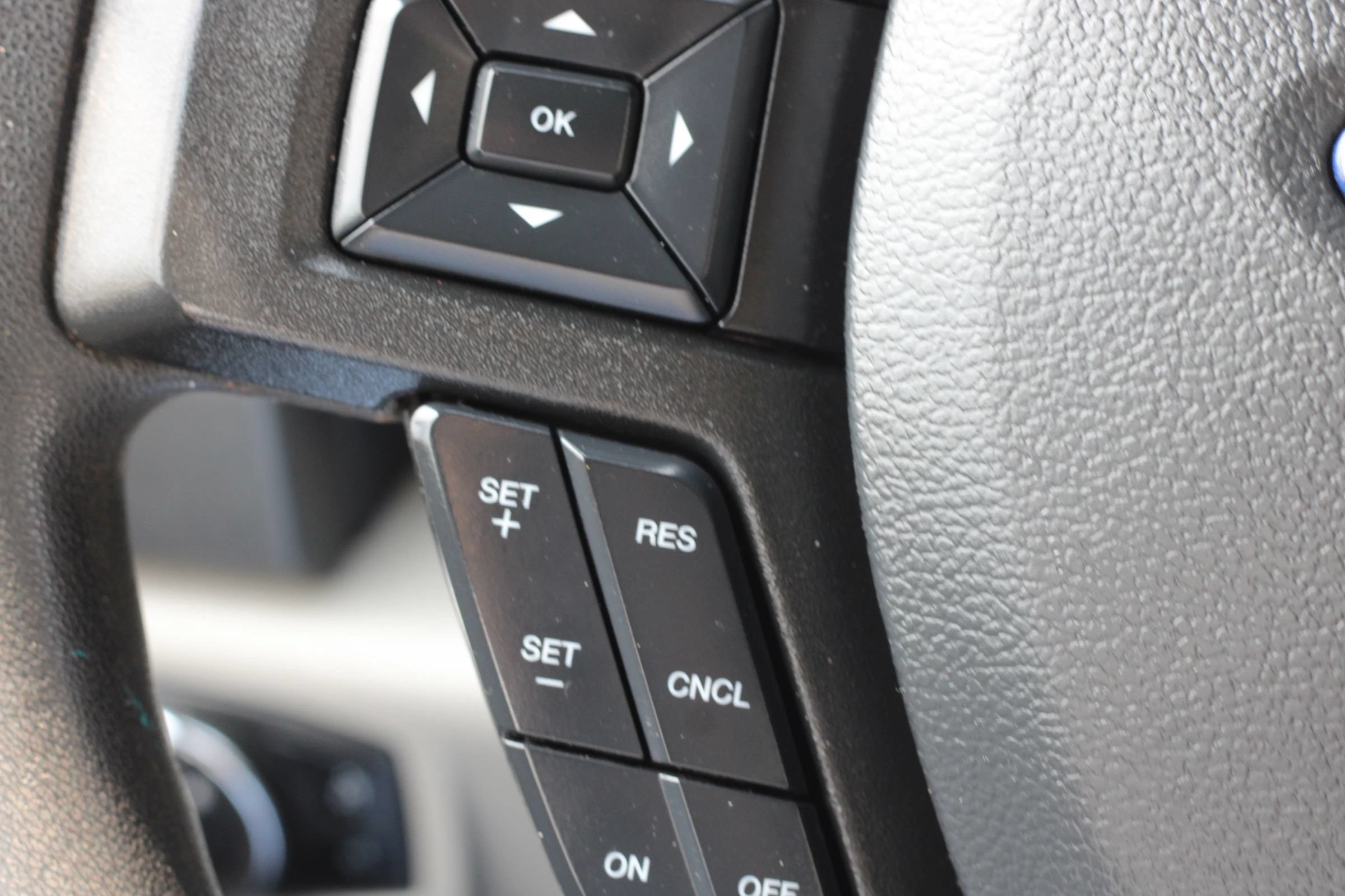 Used 2022 Ford F250 XL w/ Power Equipment Group AWD/4WD image 15