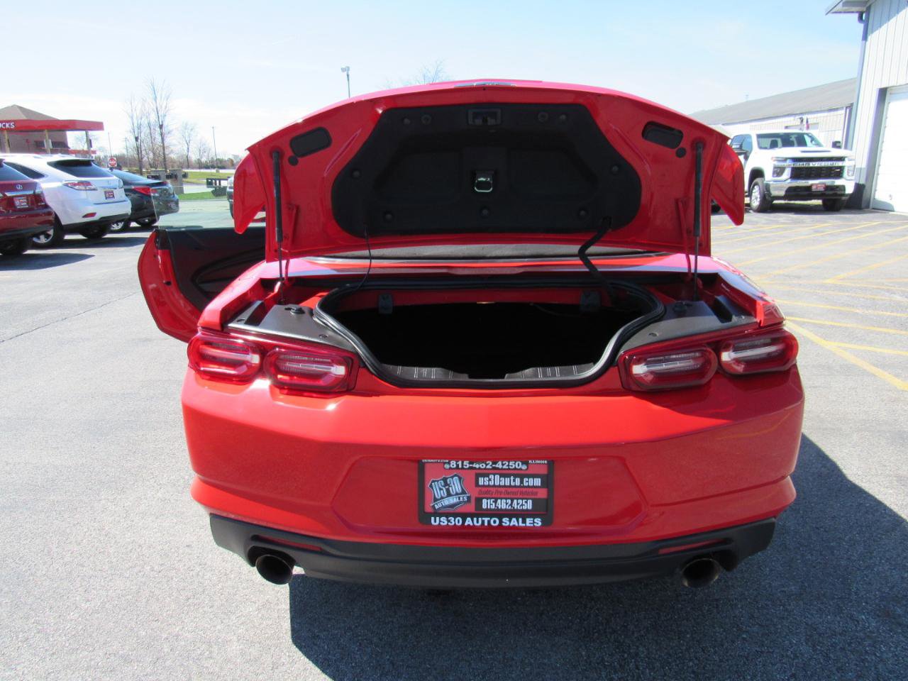 Used 2020 Chevrolet Camaro LT RWD image 29
