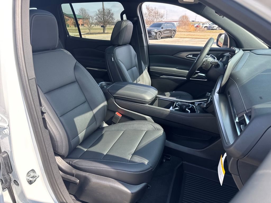 New 2026 Chevrolet Traverse LT w/ Sun and Wheel Package image 10