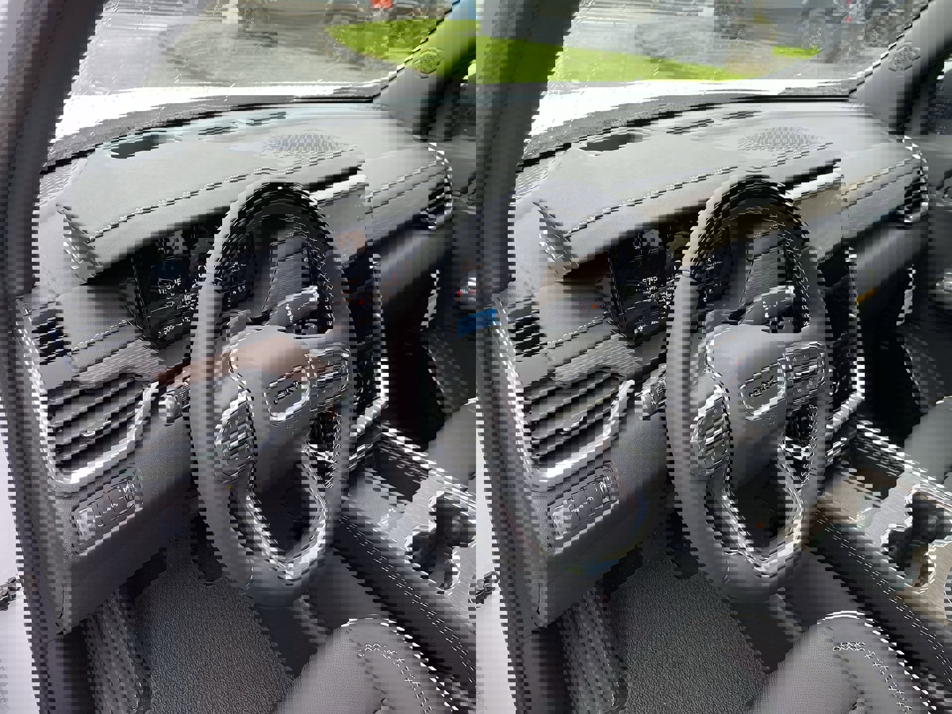 New 2026 GMC Acadia Denali w/ Super Cruise Package image 45