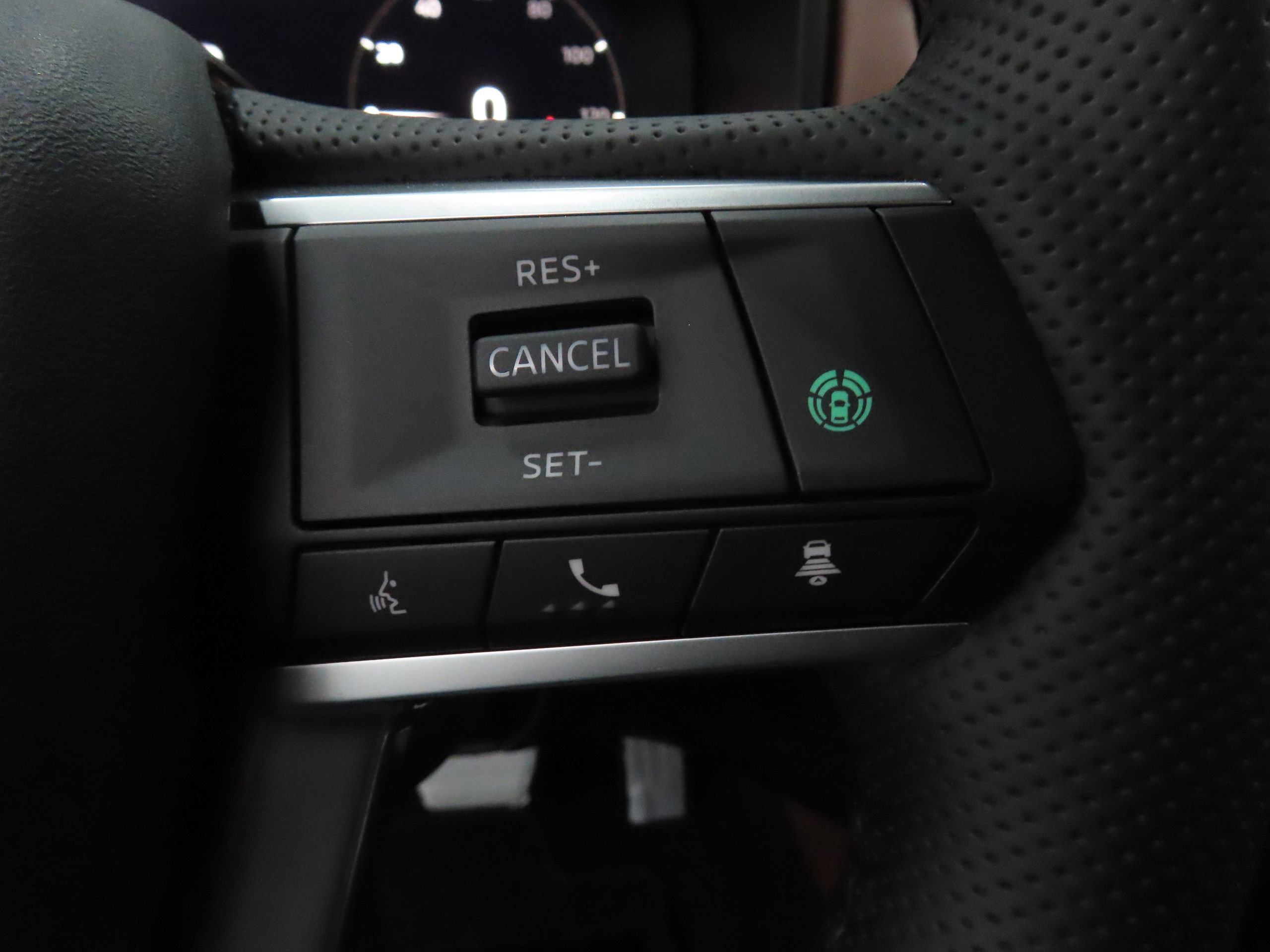 New 2026 Mitsubishi Outlander SEL FWD image 12