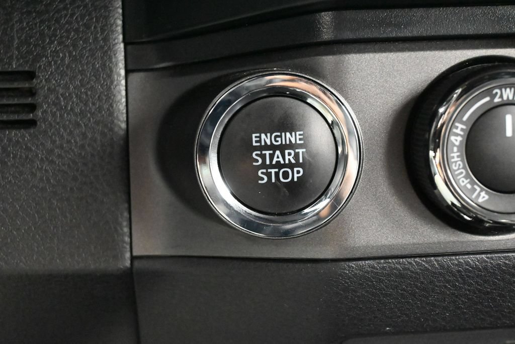 Used 2022 Toyota Tacoma TRD Off-Road AWD/4WD image 21