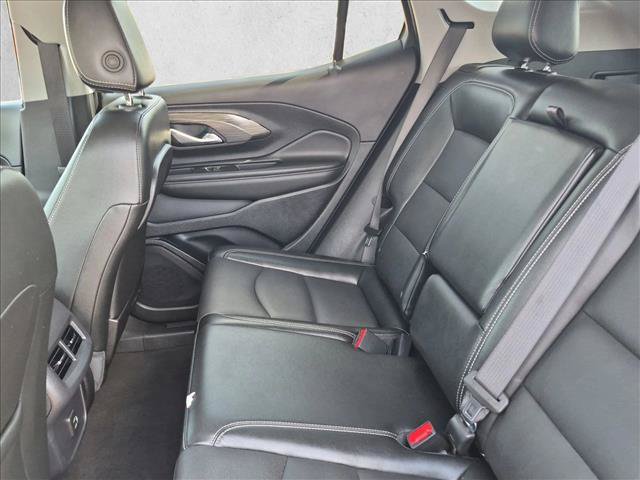 Used 2024 GMC Terrain SLT AWD/4WD image 19