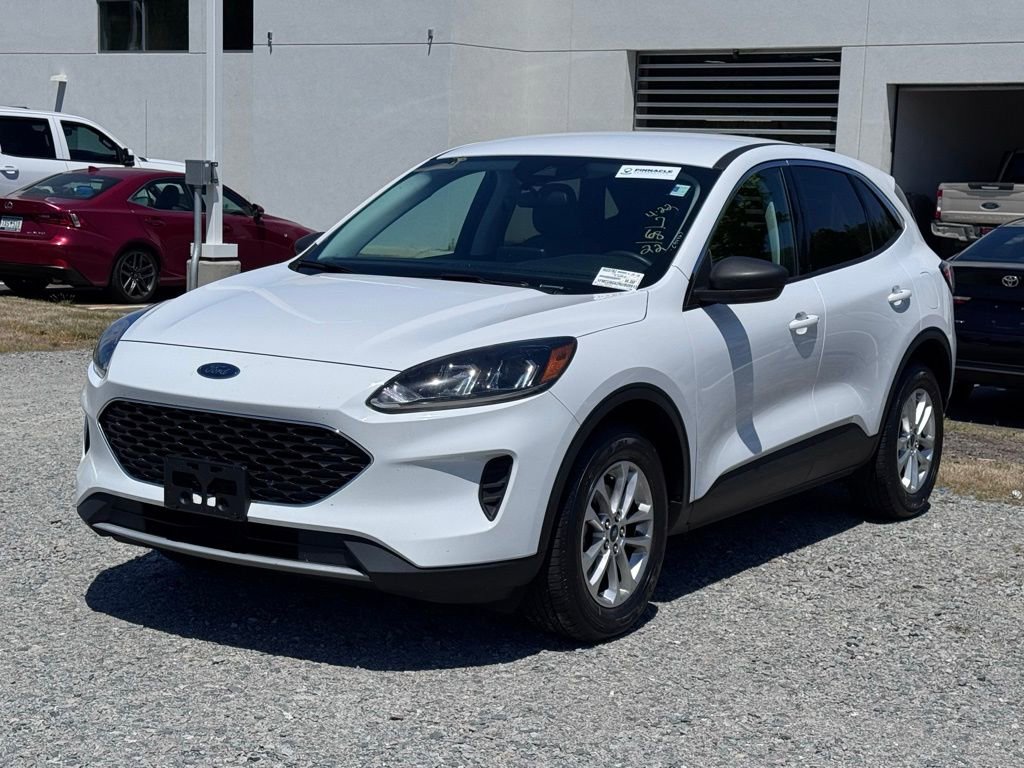 Used 2022 Ford Escape SE AWD/4WD image 3