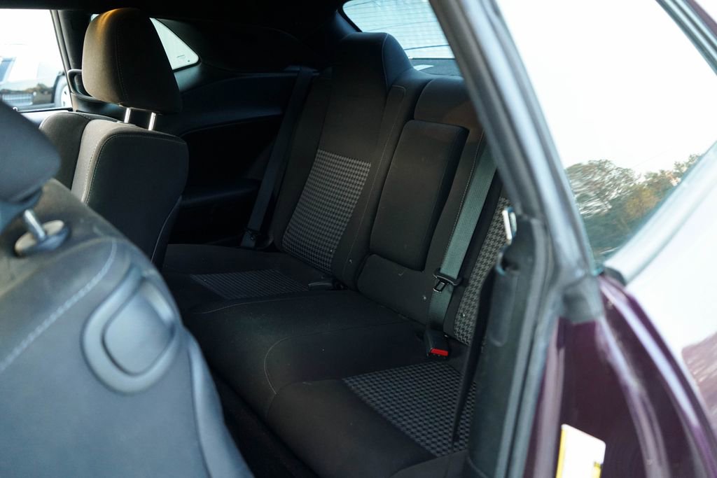 Used 2022 Dodge Challenger GT image 33