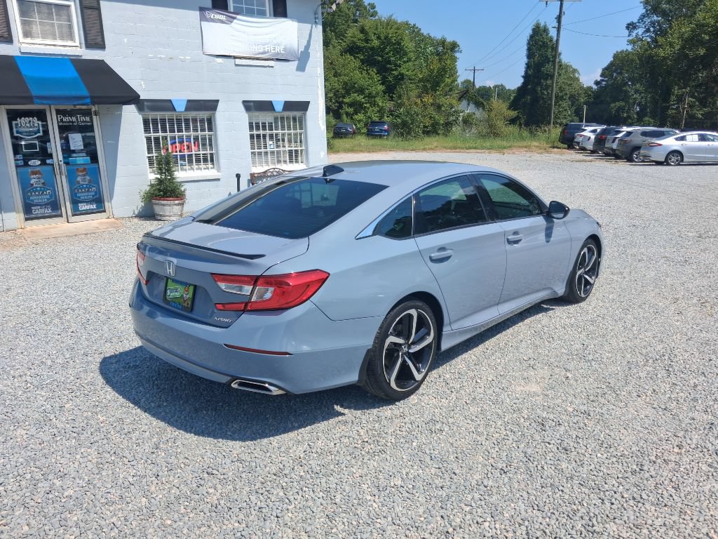 Used 2022 Honda Accord Sport image 2