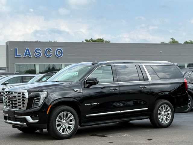 Used 2025 GMC Yukon XL Denali AWD/4WD 360° Tour