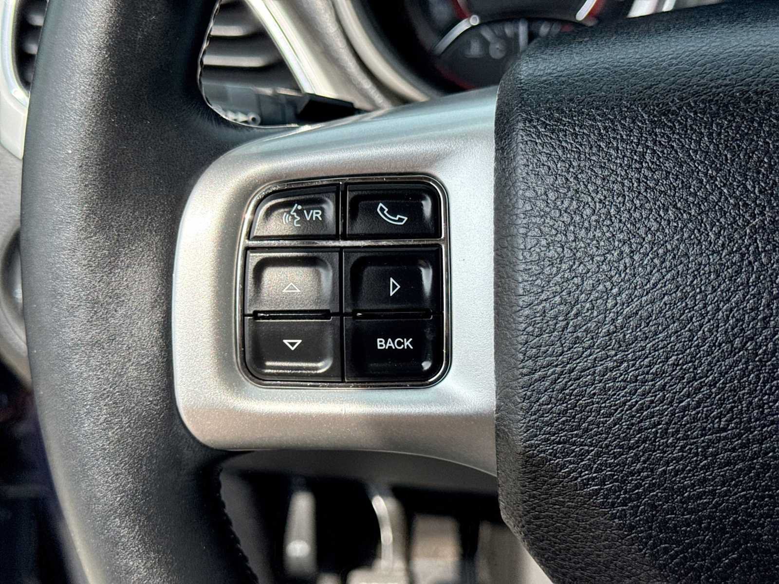 Used 2014 Dodge Journey Limited w/ Driver Convenience Group AWD/4WD image 22