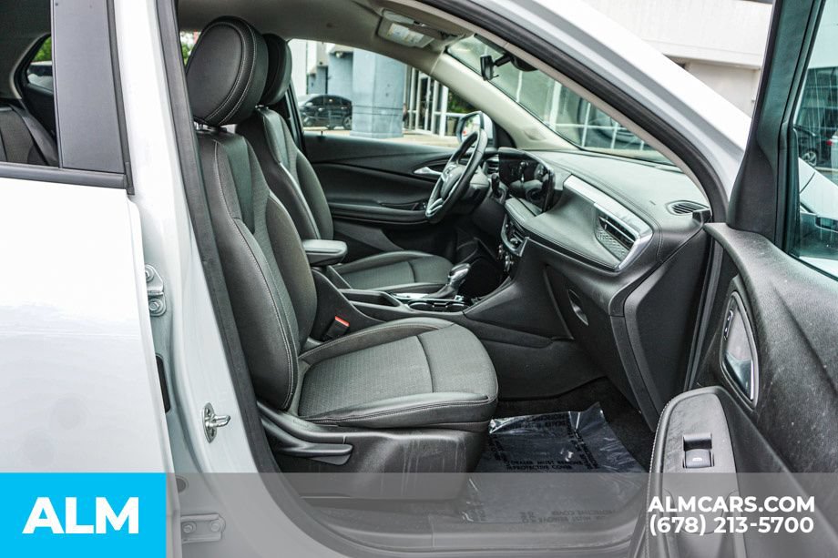 Used 2025 Buick Encore GX Preferred FWD image 23