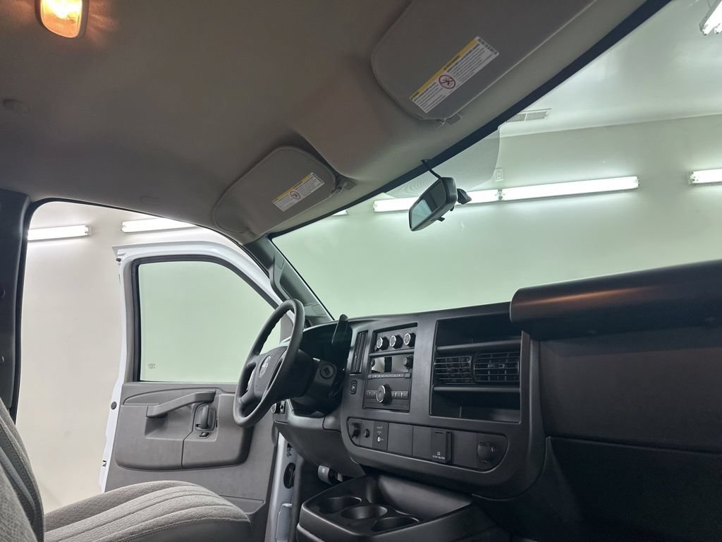 New 2026 GMC Savana 2500 w/ Driver Convenience Package RWD image 19