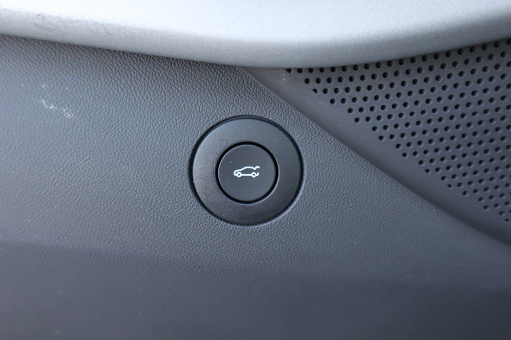 Used 2023 Chevrolet Camaro LT w/ RS Package image 22