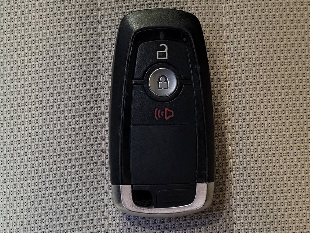 Used 2019 Ford Edge SE FWD image 32