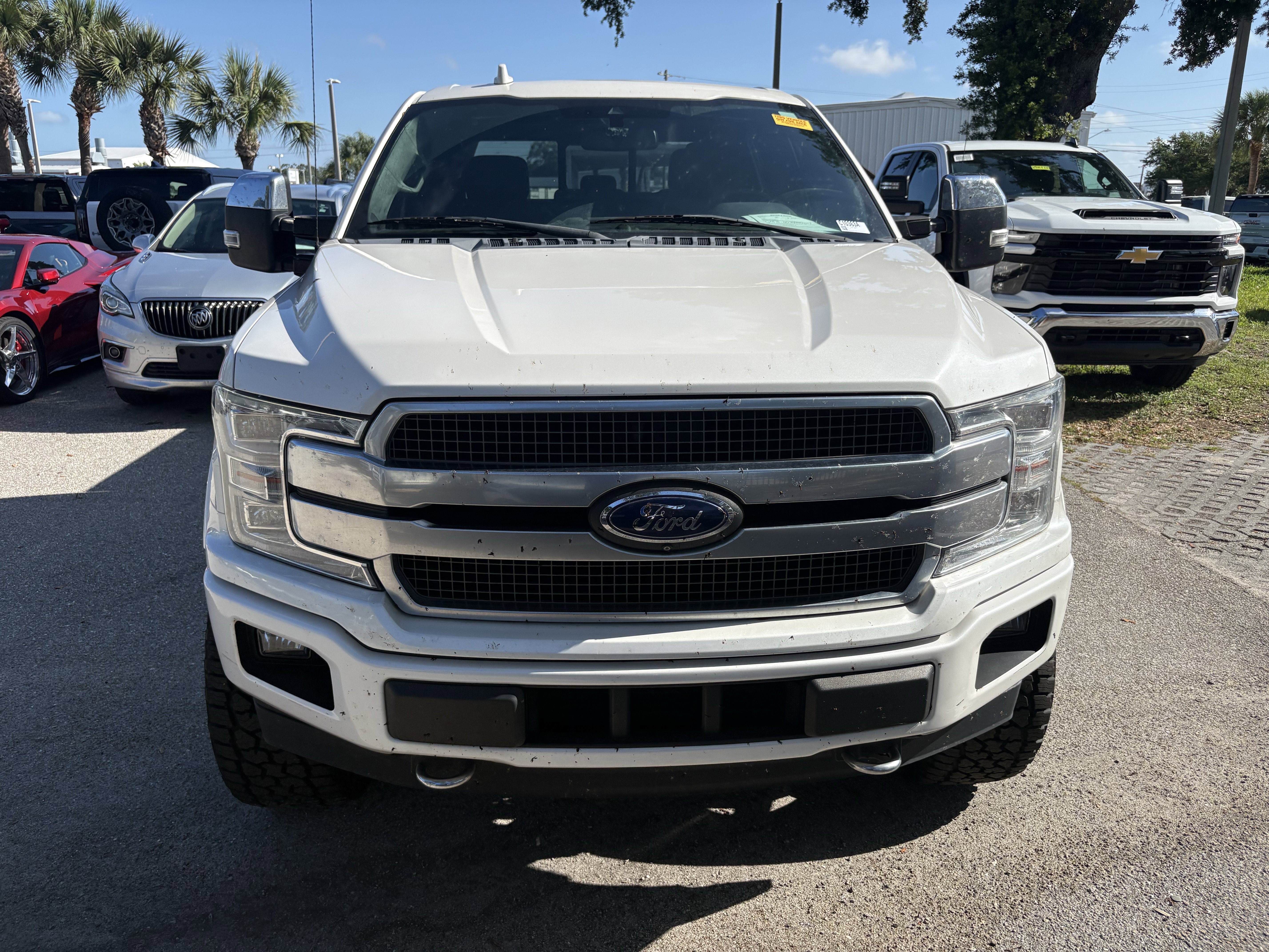 Used 2018 Ford F150 Platinum w/ Equipment Group 701A Luxury AWD/4WD image 2