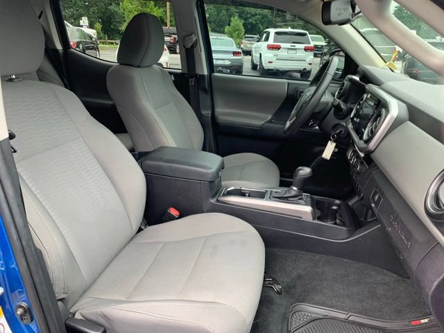 Used 2017 Toyota Tacoma SR5 w/ Tow Package RWD image 16