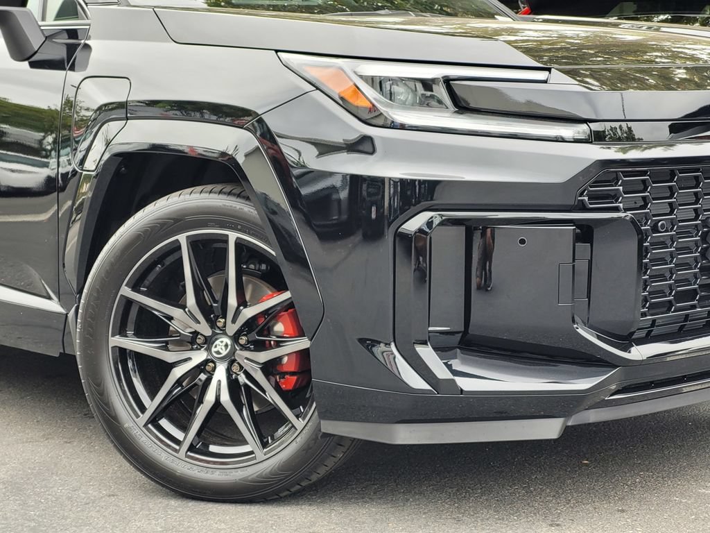 Used 2026 Toyota RAV4 AWD Plug-in Hybrid image 3