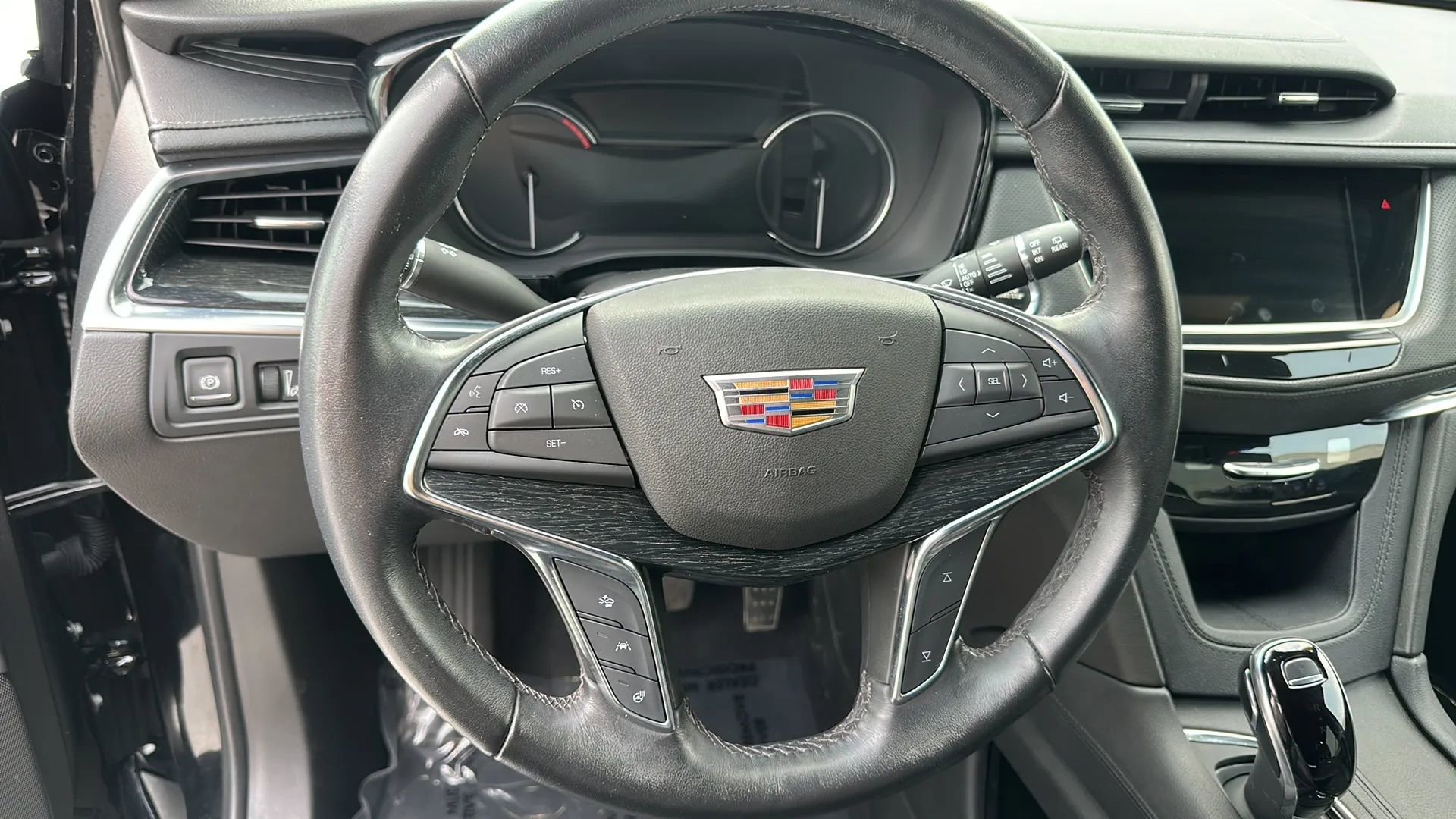 Used 2022 Cadillac XT5 Premium Luxury image 10