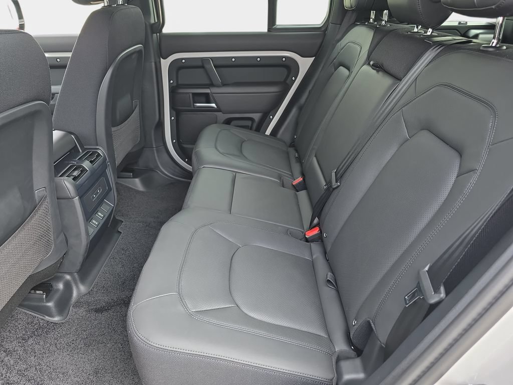 New 2026 Land Rover Defender 110 X AWD/4WD image 14