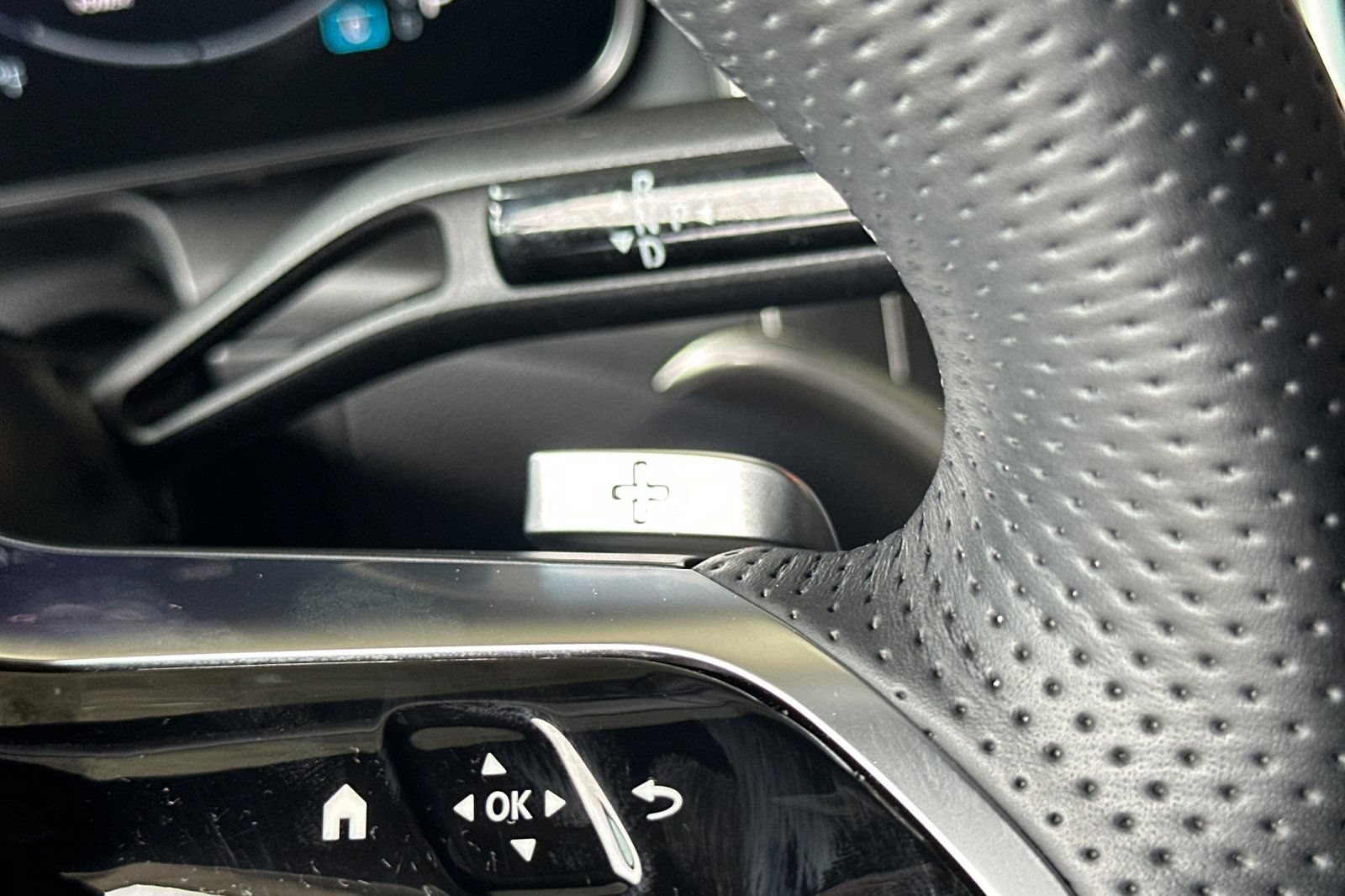 Certified 2023 Mercedes-Benz GLC 300 4MATIC image 38
