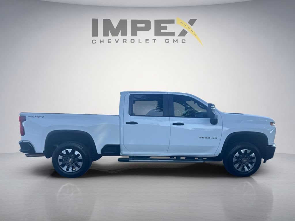 Used 2021 Chevrolet Silverado 2500 Custom w/ Custom Value Package AWD/4WD image 7