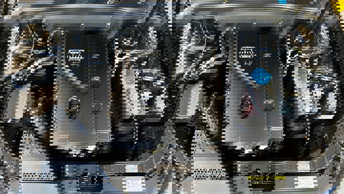 Used 2011 Audi A5 2.0T Premium image 9