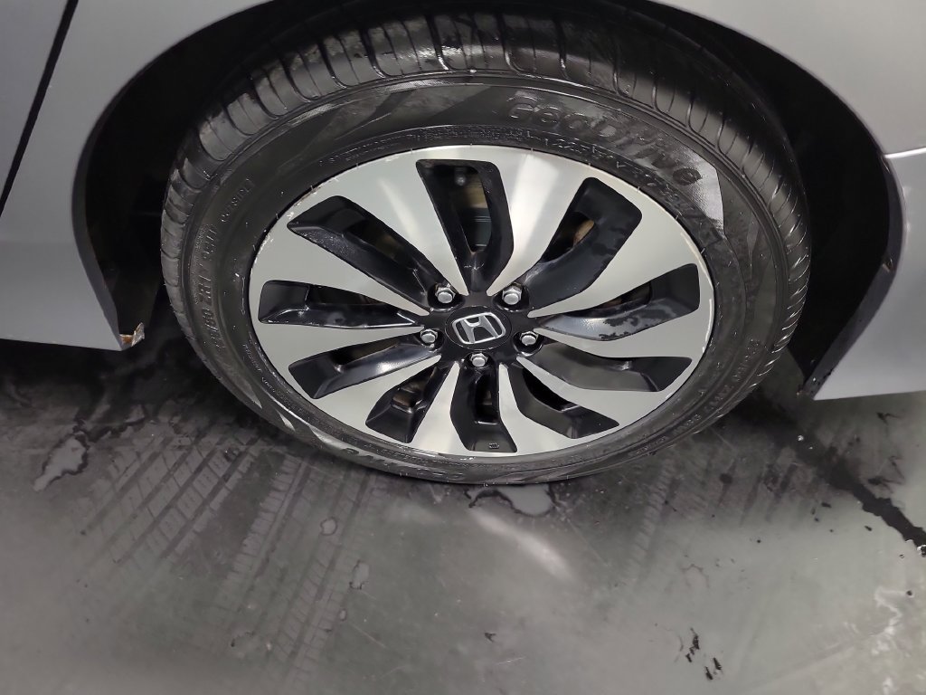 Used 2017 Honda Accord EX-L image 12