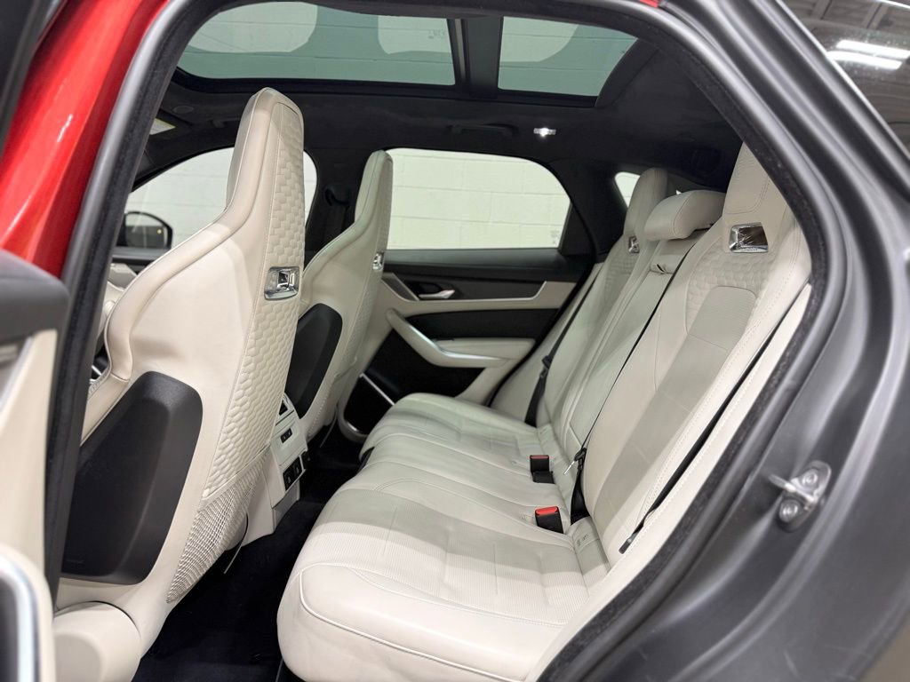 Used 2021 Jaguar F-PACE SVR image 23