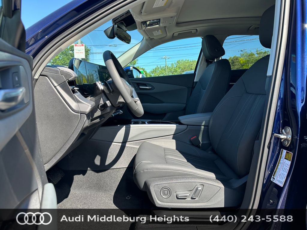 New 2026 Audi Q3 quattro 2.0T AWD/4WD image 9