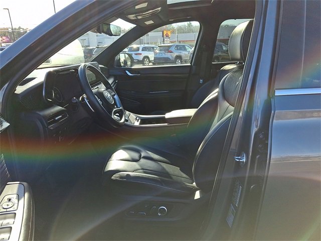 Used 2024 Hyundai Palisade Calligraphy image 16